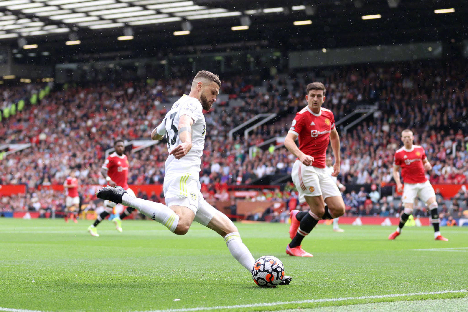 显得不够默 显得不够默